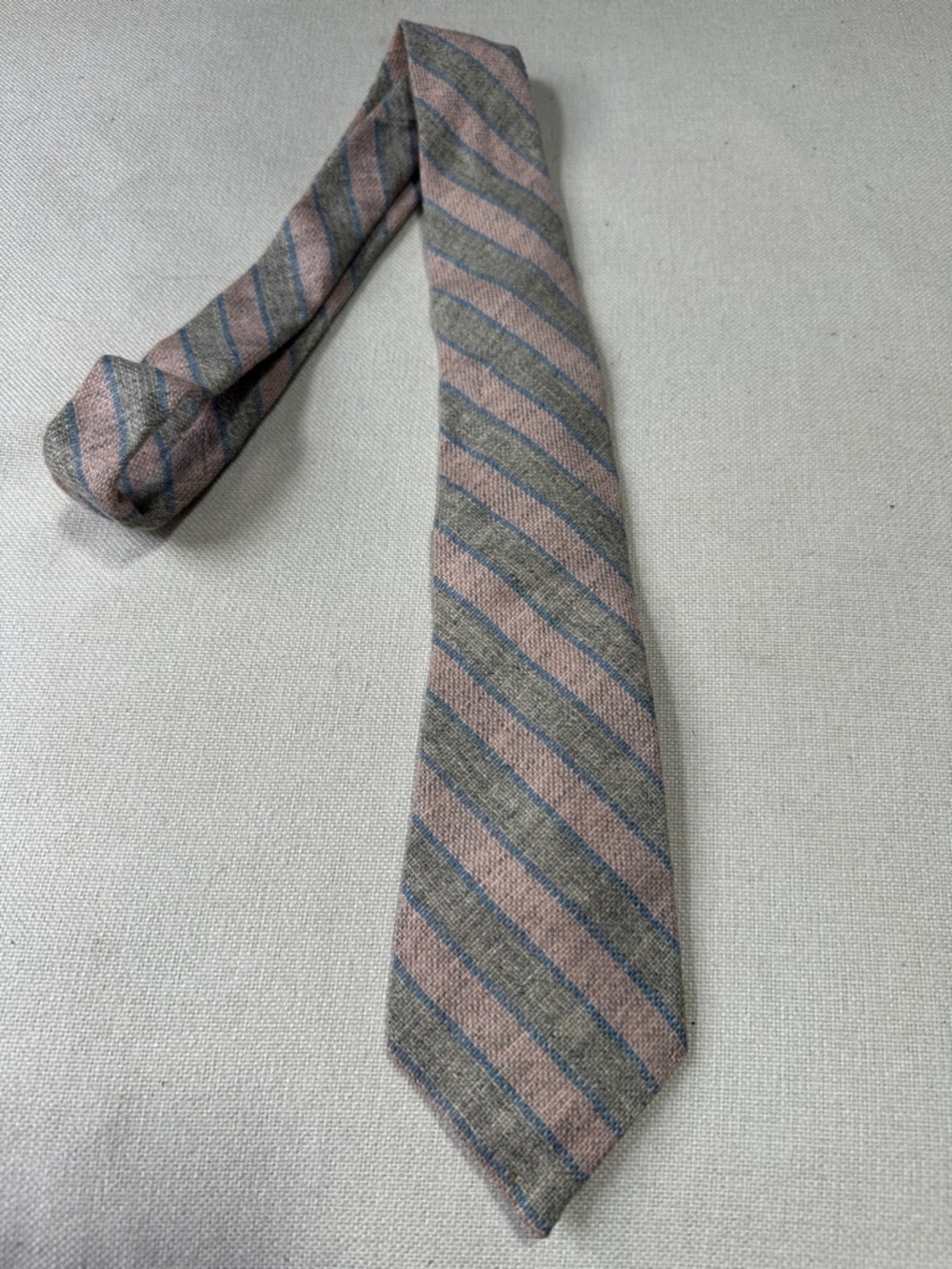 Vintage Cambridge Classics Wool neck tie striped pink gray blue 60”